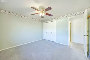 689 68th Pl, Springfield, OR 97478 - Photo 31