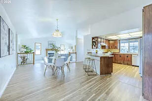 689 68th Pl, Springfield, OR 97478 - Photo 13