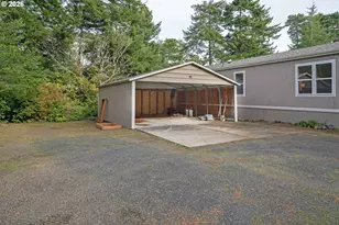 1600 Rhododendron Dr, Florence, OR 97439 - Photo 11