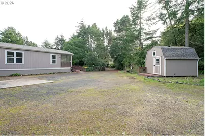 1600 Rhododendron Dr #200, Florence, OR 97439 - Photo 13