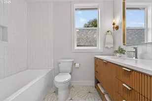 702 NE Rosa Parks Way, Portland, OR 97211 - Photo 9