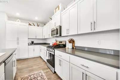 1433 Darlington Dr, Junction City, OR 97448 - Photo 21