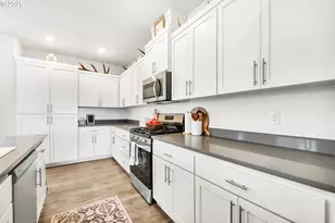 1433 Darlington Dr, Junction City, OR 97448 - Photo 21