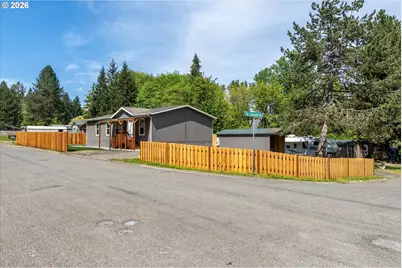 101 Sir Lancelot Dr, Castle Rock, WA 98611 - Photo 3