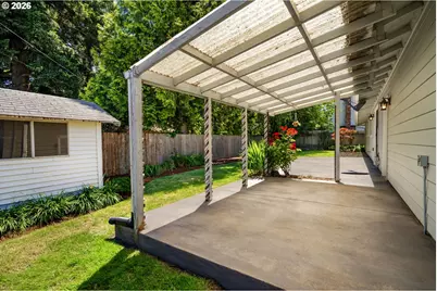 1810 NE 155th Ave, Portland, OR 97230 - Photo 11