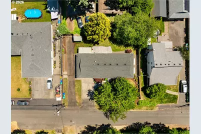 1810 NE 155th Ave, Portland, OR 97230 - Photo 5
