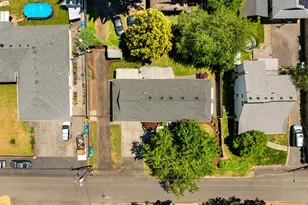 1810 NE 155th Ave, Portland, OR 97230 - Photo 5