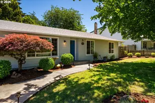 1810 NE 155th Ave, Portland, OR 97230 - Photo 3