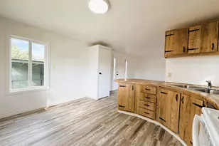 1800 NE 10th St, Hermiston, OR 97838 - Photo 7