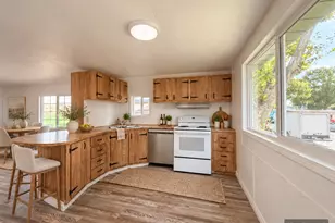 1800 NE 10th St, Hermiston, OR 97838 - Photo 5