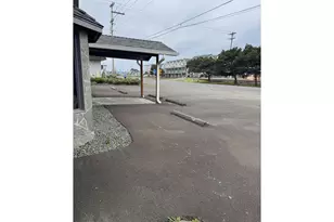 316 N Hwy 101, Rockaway Beach, OR 97136 - Photo 23