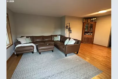 1324 Pacific Ave, Forest Grove, OR 97116 - Photo 5