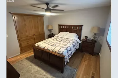 1324 Pacific Ave, Forest Grove, OR 97116 - Photo 7