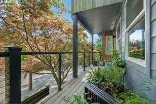 223 NE Ivy St, Portland, OR 97212 - Photo 33