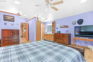 2247 Oregon Ct, Woodburn, OR 97071 - Photo 9