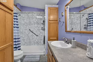 2247 Oregon Ct, Woodburn, OR 97071 - Photo 11