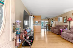 2247 Oregon Ct, Woodburn, OR 97071 - Photo 15