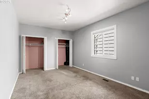 2906 NE 57th Ave, Portland, OR 97213 - Photo 9