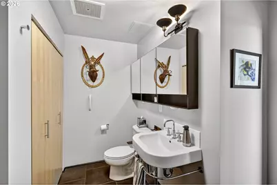 1400 NW Irving St #527, Portland, OR 97209 - Photo 29