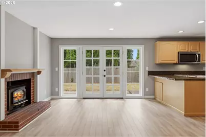 8111 NE 27th St, Vancouver, WA 98662 - Photo 11