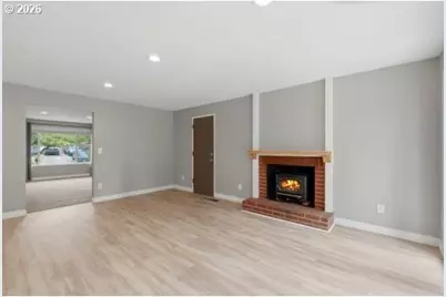 8111 NE 27th St, Vancouver, WA 98662 - Photo 9