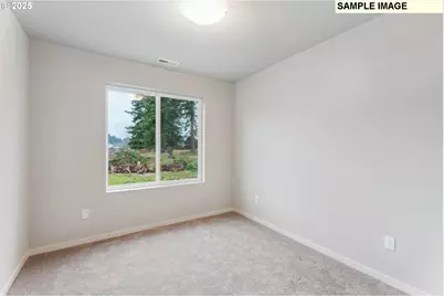 736 Merriott Lane, Woodburn, OR 97071 - Photo 21