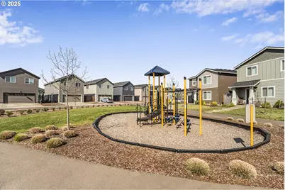 736 Merriott Lane, Woodburn, OR 97071 - Photo 33