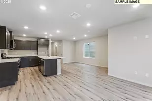 736 Merriott Ln, Woodburn, OR 97071 - Photo 13