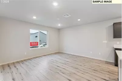 736 Merriott Lane, Woodburn, OR 97071 - Photo 11