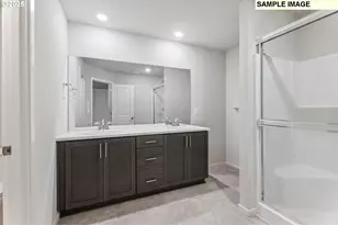 736 Merriott Ln, Woodburn, OR 97071 - Photo 23