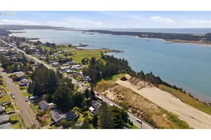 549 N Marple St, Coos Bay, OR 97420 - Photo 47