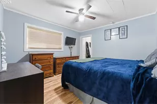 549 N Marple St, Coos Bay, OR 97420 - Photo 15