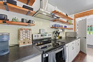 549 N Marple St, Coos Bay, OR 97420 - Photo 23