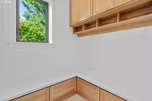 9145 Wallace Rd, Salem, OR 97304 - Photo 13