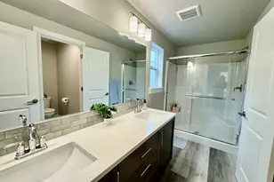 320 Oak St, Florence, OR 97439 - Photo 17