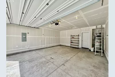 320 Oak St, Florence, OR 97439 - Photo 29