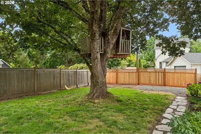6532 N Knowles Ave, Portland, OR 97217 - Photo 39