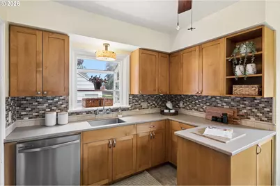 6532 N Knowles Ave, Portland, OR 97217 - Photo 15