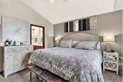 810 E 9th St #D13, Newberg, OR 97132 - Photo 31