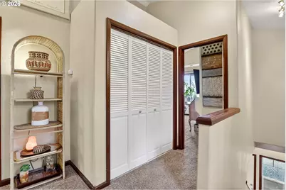 810 E 9th St #D13, Newberg, OR 97132 - Photo 23