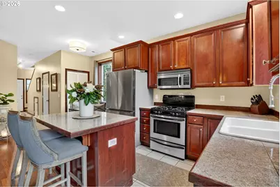 810 E 9th St #D13, Newberg, OR 97132 - Photo 17