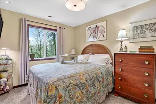 810 E Ninth St, Newberg, OR 97132 - Photo 27