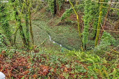 810 E 9th St #D13, Newberg, OR 97132 - Photo 39