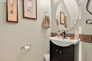 810 E Ninth St, Newberg, OR 97132 - Photo 21