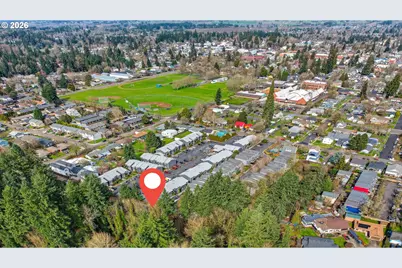 810 E 9th St #D13, Newberg, OR 97132 - Photo 3