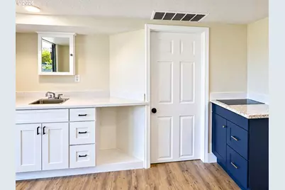 8196 65th Ave, Salem, OR 97305 - Photo 17