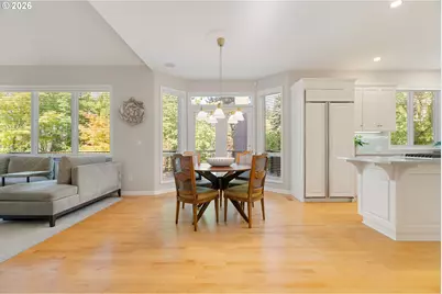 44 Morningview Cir, Lake Oswego, OR 97035 - Photo 13