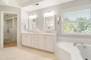 44 Morningview Cir, Lake Oswego, OR 97035 - Photo 33