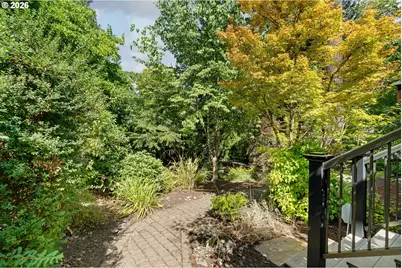44 Morningview Cir, Lake Oswego, OR 97035 - Photo 39