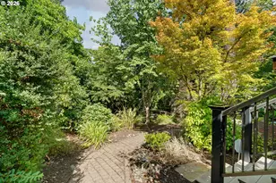 44 Morningview Cir, Lake Oswego, OR 97035 - Photo 39